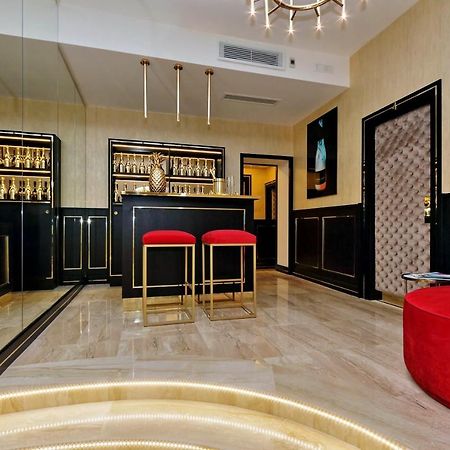Spanish Hills Collection Luxury Suites & Jacuzzi Roma Exterior foto